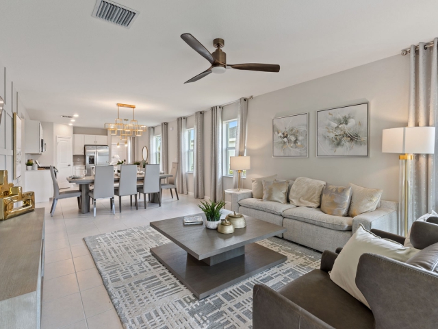 Living room Brystol Lennar Model Home