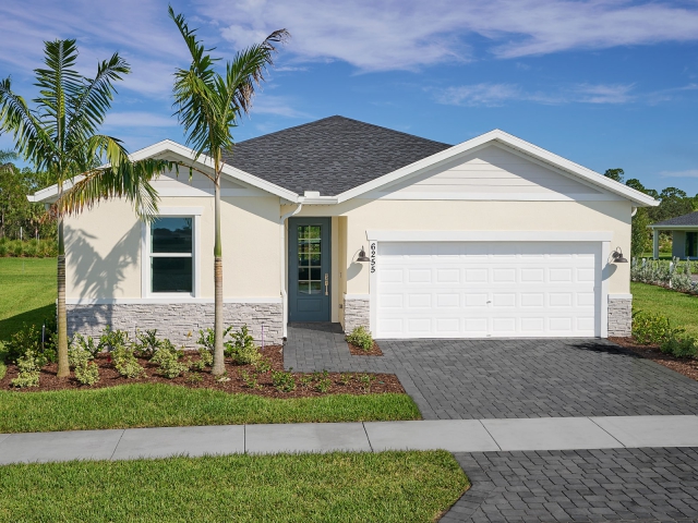 Brystol Meritage Homes Model exterior