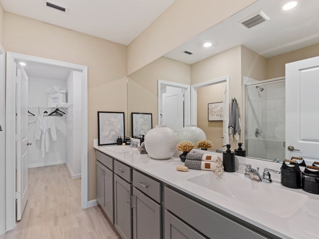 bathroom at Brystol Lennar Model Home