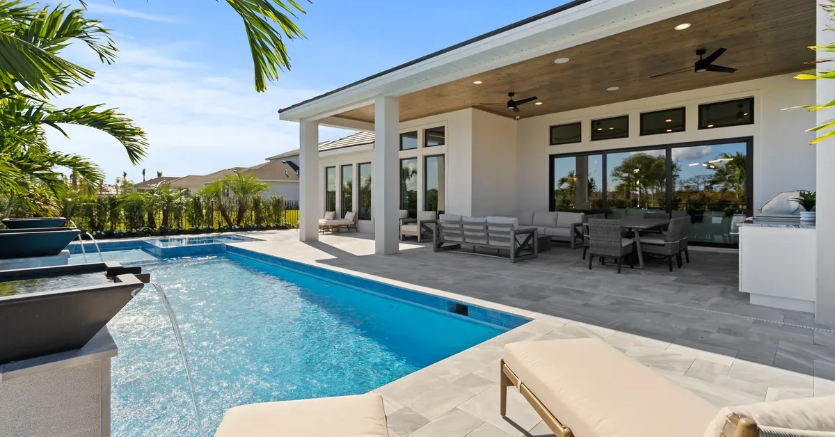 Perry Homes Model 6703 Exterior Backyard Pool 7