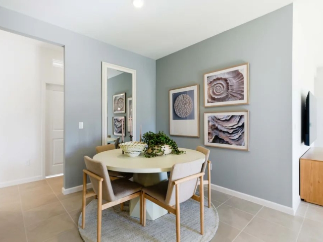 Dream Finders Poinciana Dining Room