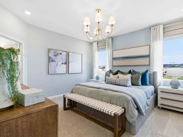 Dream Finders Poinciana Bedroom