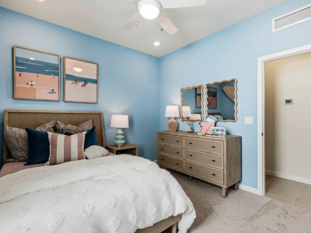 Dream Finders Poinciana Bedroom