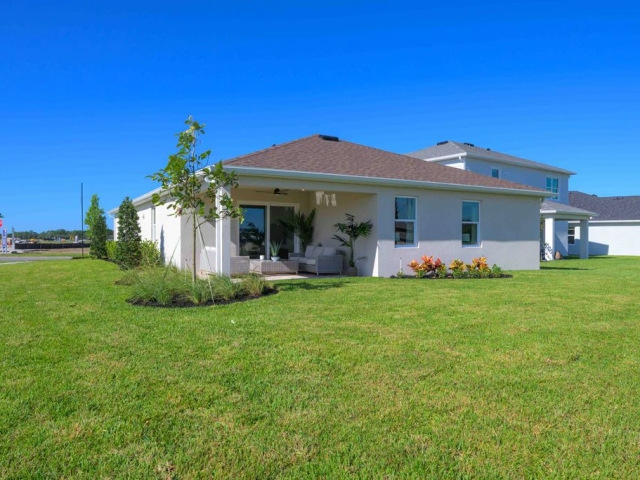 Dream Finders Poinciana Exterior