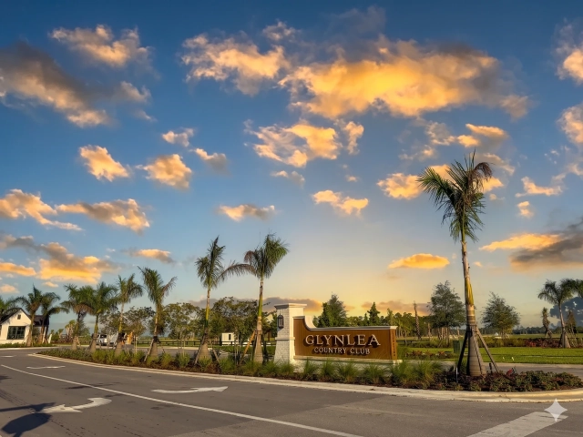 Glynlea Country Club front entry