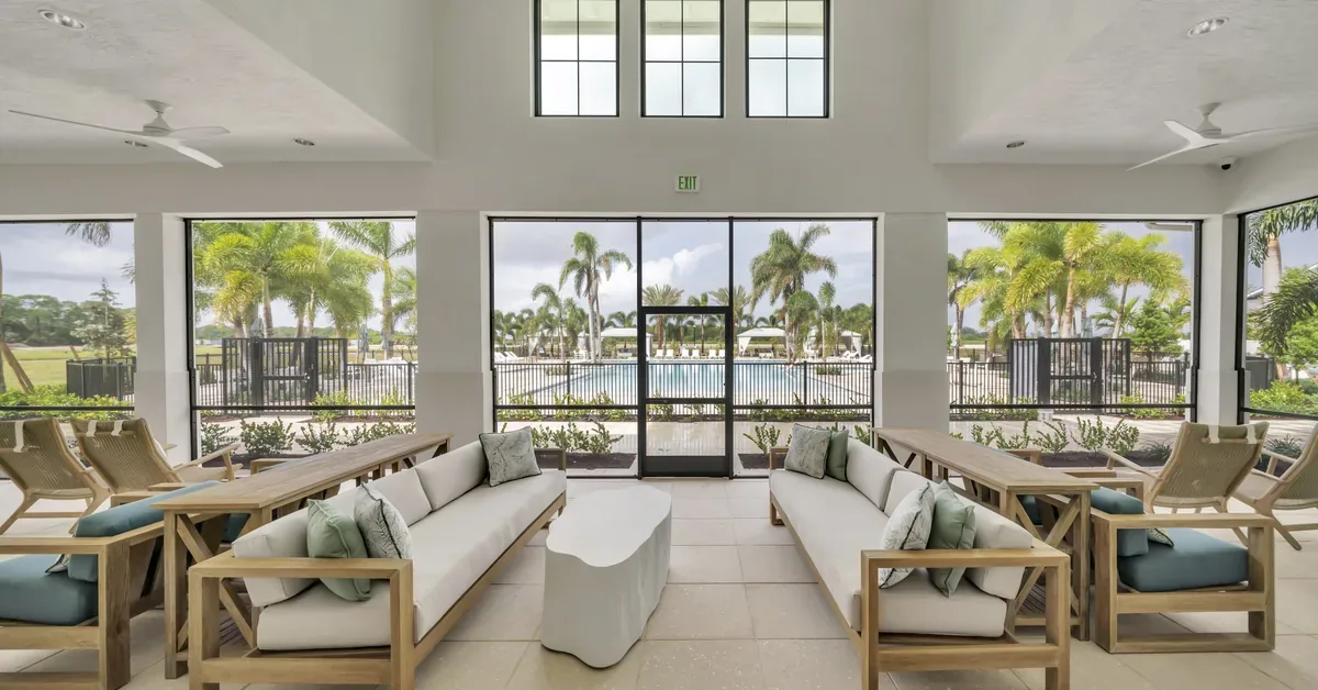 Four Seasons Amenities
